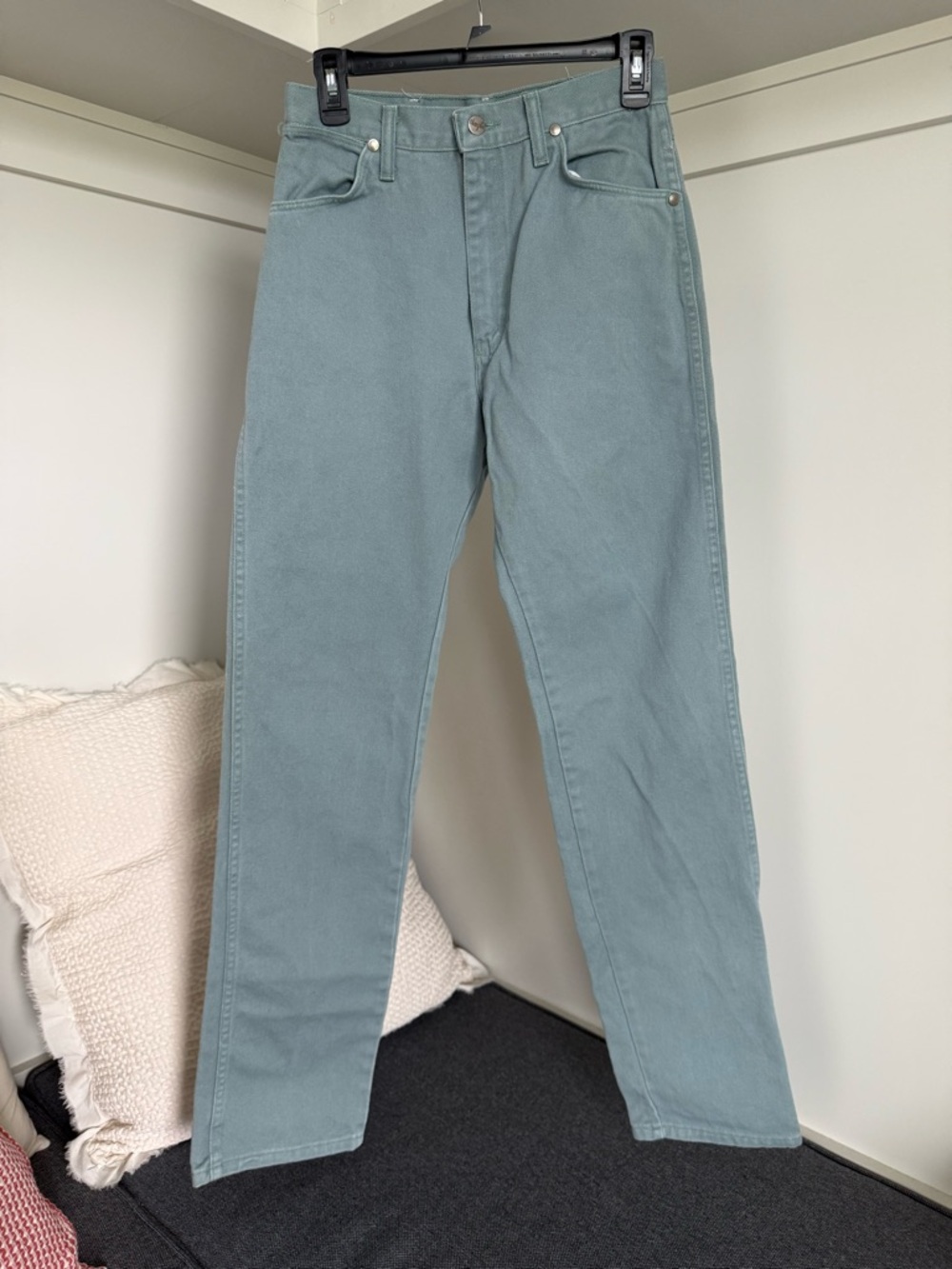 Wrangler Straight Leg Pants in Sage